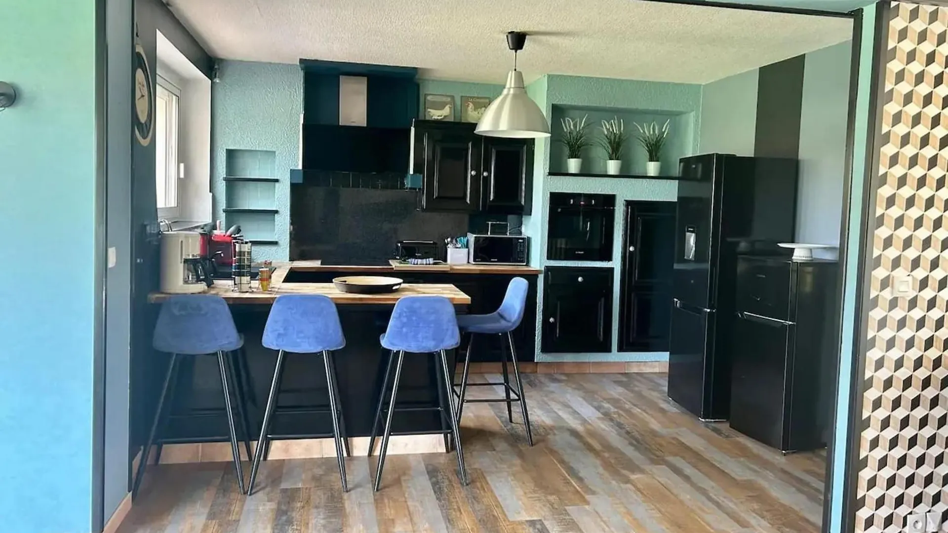 Villa Spacieuse Saint-Hernin Avec Spa Convivial